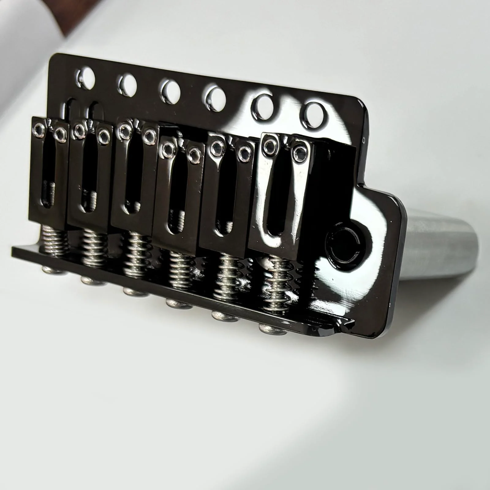10.5mm Electric Guitar Bridge 6 Point tremolo bridge Zinc Alloy Block Saddles Stainless Steel Plate Compatible with Stratocaster Start Guitar Replacement Parts (Glossy Black) - Image 7