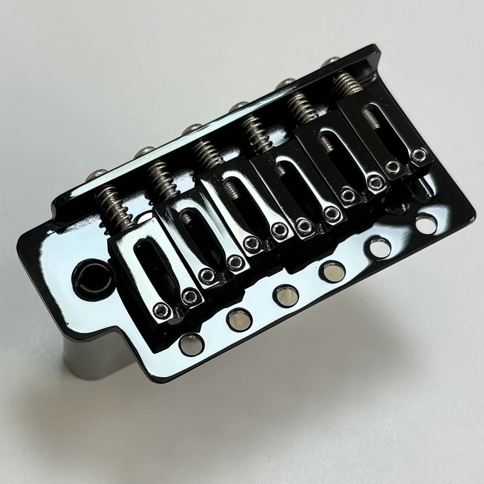 10.5mm Electric Guitar Bridge 6 Point tremolo bridge Zinc Alloy Block Saddles Stainless Steel Plate Compatible with Stratocaster Start Guitar Replacement Parts (Glossy Black) - Image 8