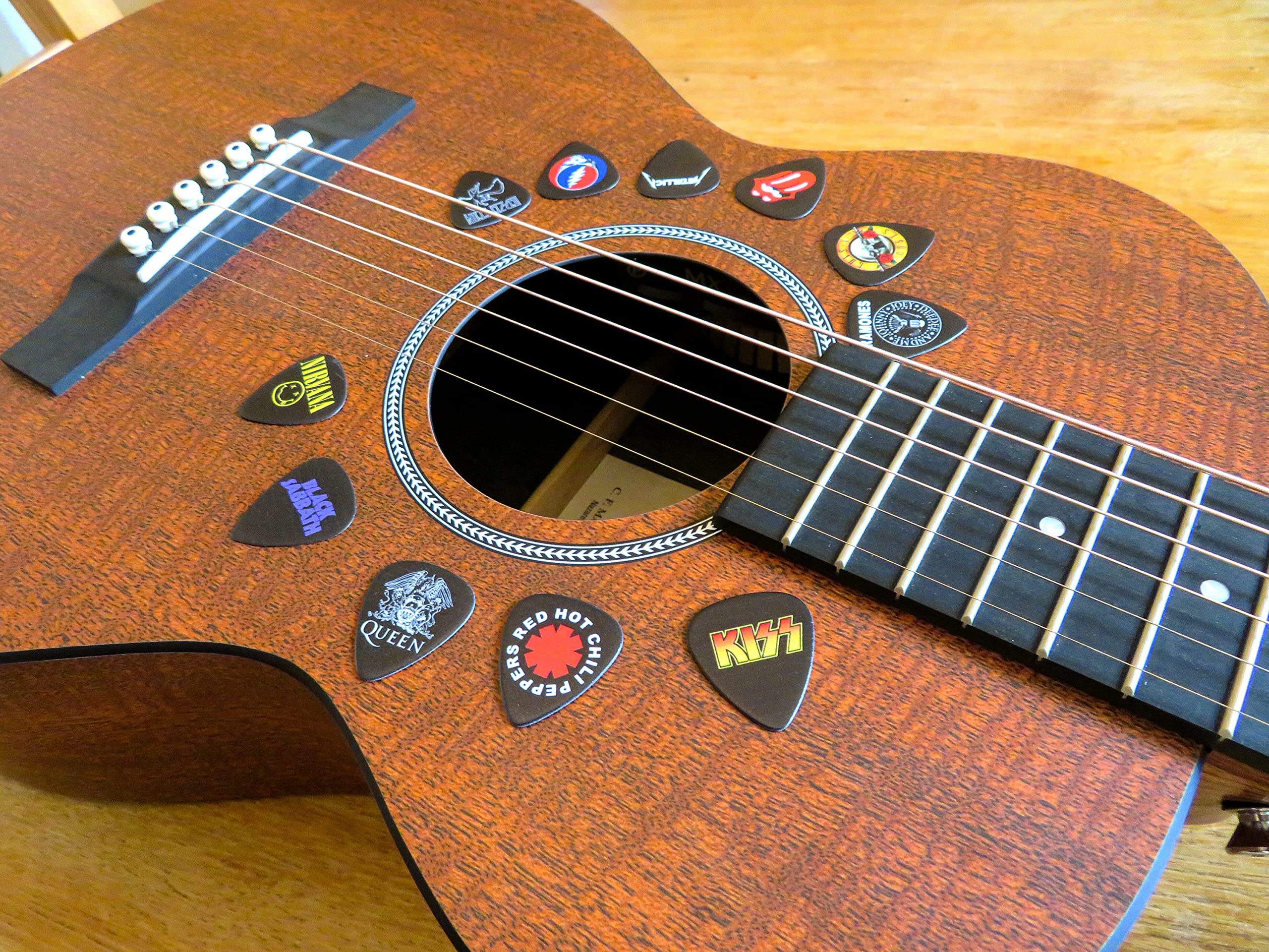 12 x Classic Albums Guitar Pick Set. Guitar Plectrums For Every Guitarist. Double Sided Printing. Picks Sized 0.46, 0.71, 0.81, 0.88, 0.96 And 1.2 mm Included (black) Set 3 - Image 4