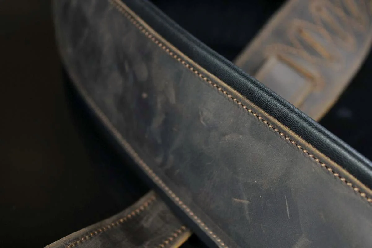 3.25" Wide Lightly Distressed Dark Brown Dual Padded Leather Guitar and Bass Strap IL-5DBrn - Image 7