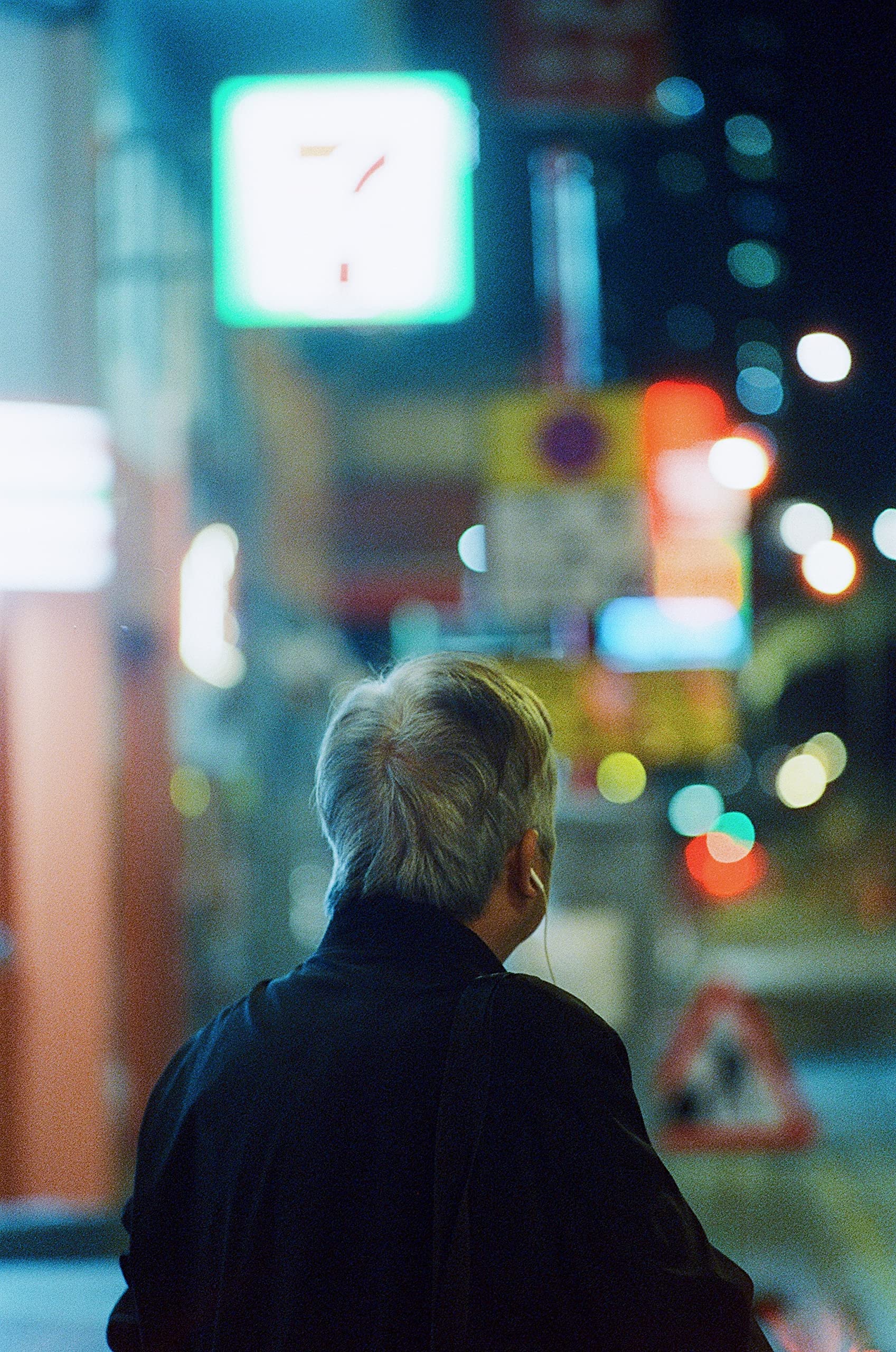 Amber 800 35mm Color Negative Cine Film, 27 Exposures, ISO800, 135, Cinematic, Motion Picture Style - Image 3