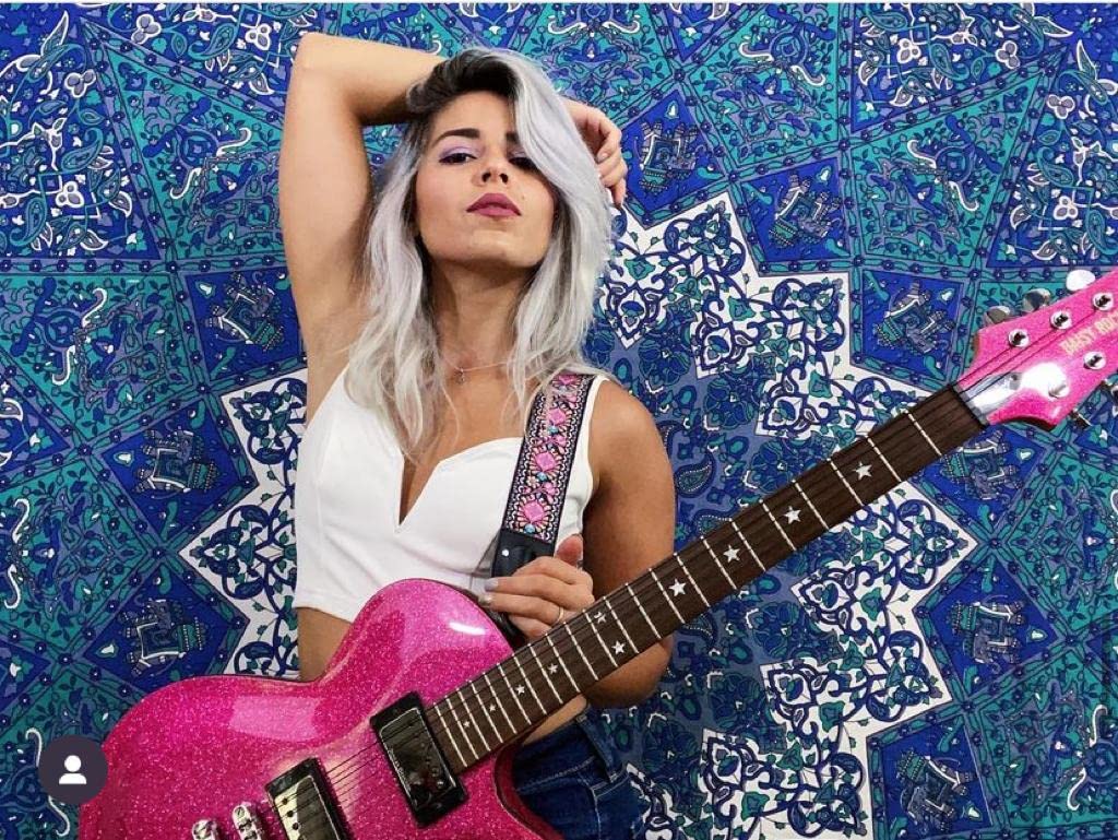 Art Tribute Guitar Strap For Acoustic, Electric and Bass Guitar, Adjustable Pink Woven Strap W/FREE BONUS 2 Picks + Strap Locks + Strap Button. Gift Set For Men & Women Guitar Players Non Personalized - Image 8