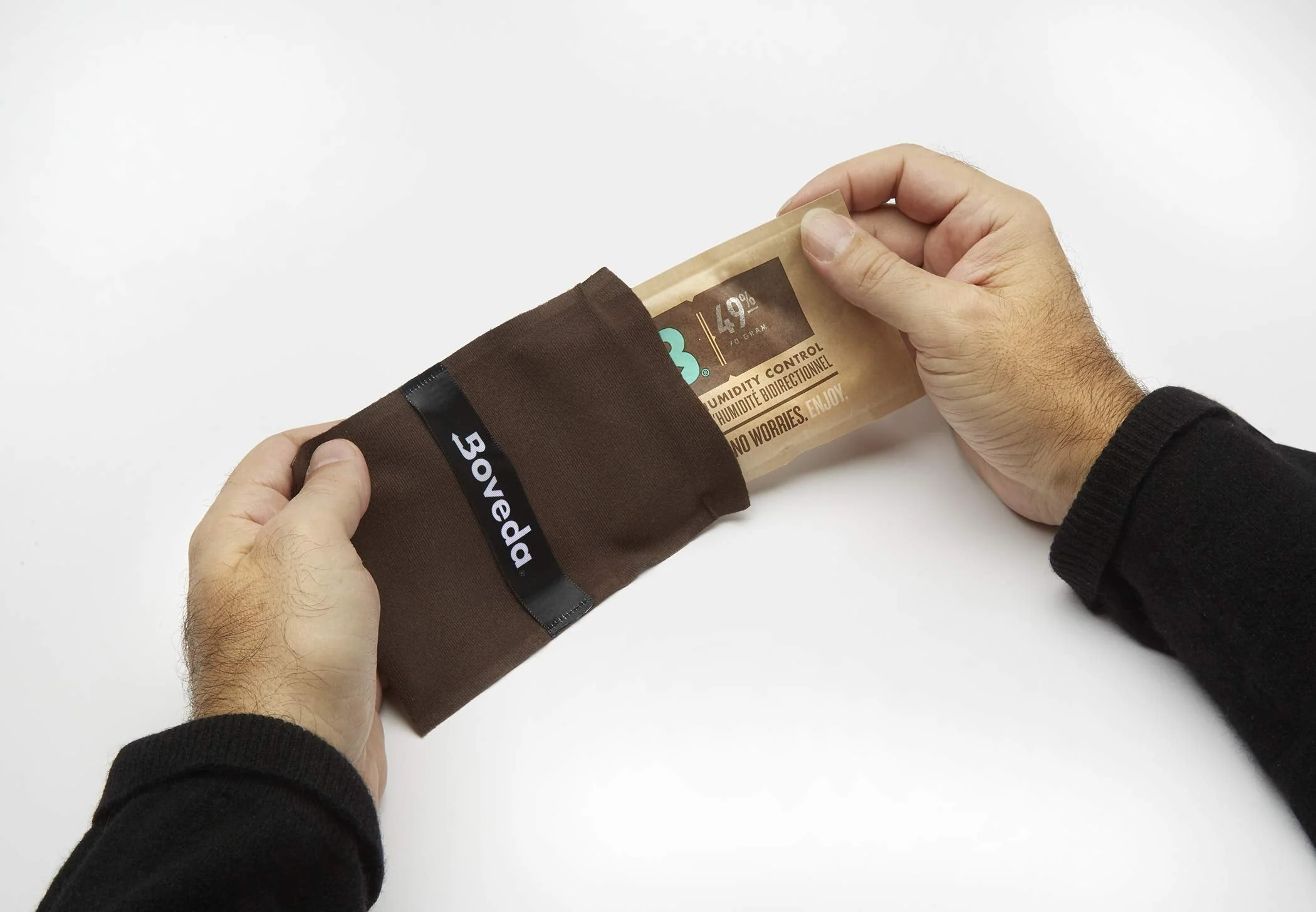 Boveda for Music | Single Fabric Holder for 49% RH Boveda 2-Way Humidity Control | For Use with 1 Boveda Size 70 to Protect Smaller Wooden Instruments from Cracking and Warping Single (Holds One Size 70 Boveda) - Image 4