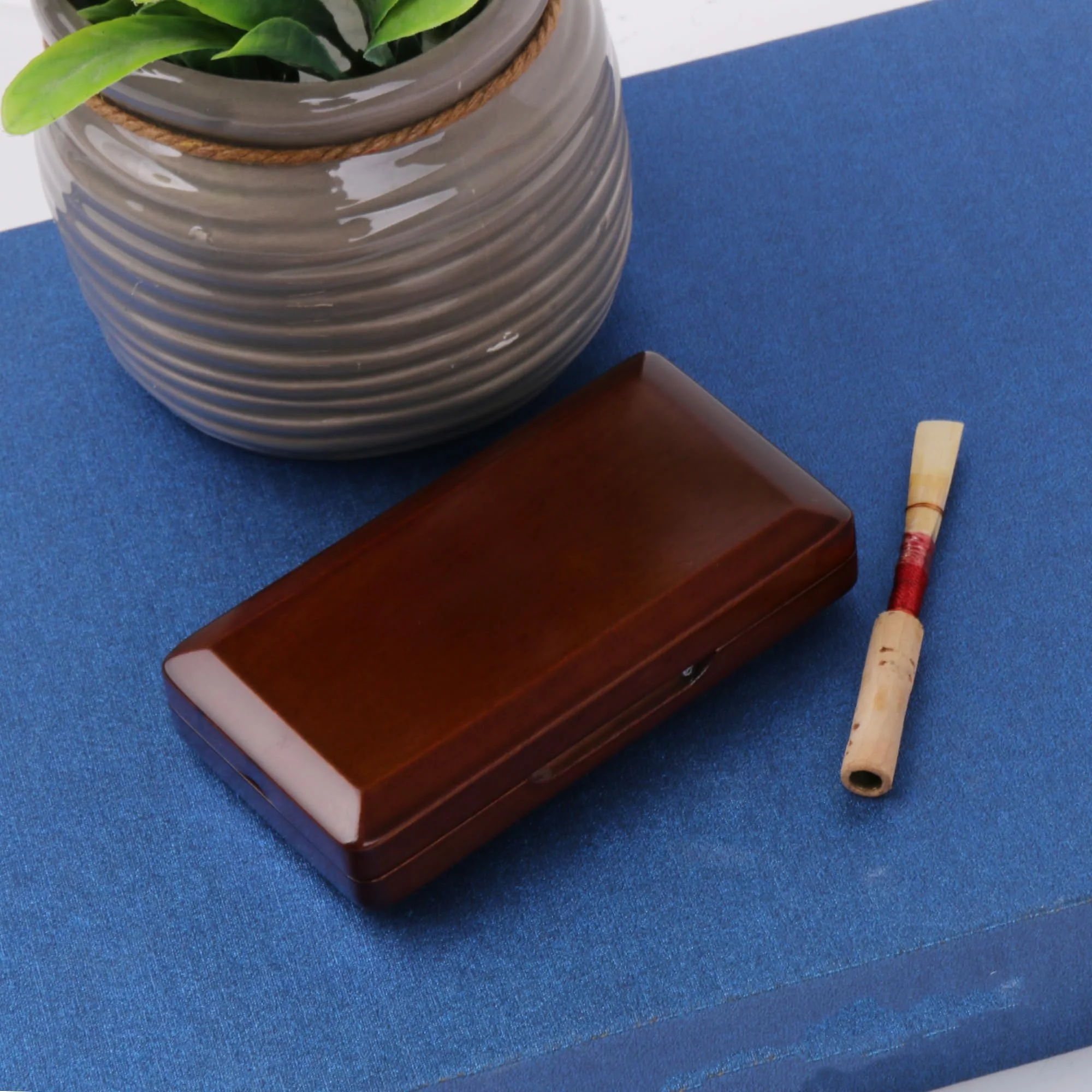 BQLZR Bamboo Oboe Reeds Replacement with Wooden Storage Box for Instrument Pack of 3 - Image 3