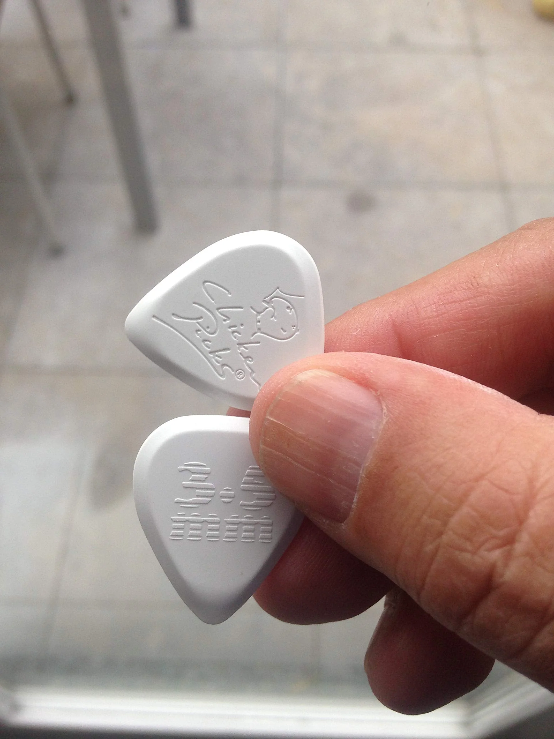 ChickenPicks 10796052 3 x Guitar picks Shredder 3.5 mm, White - Image 6