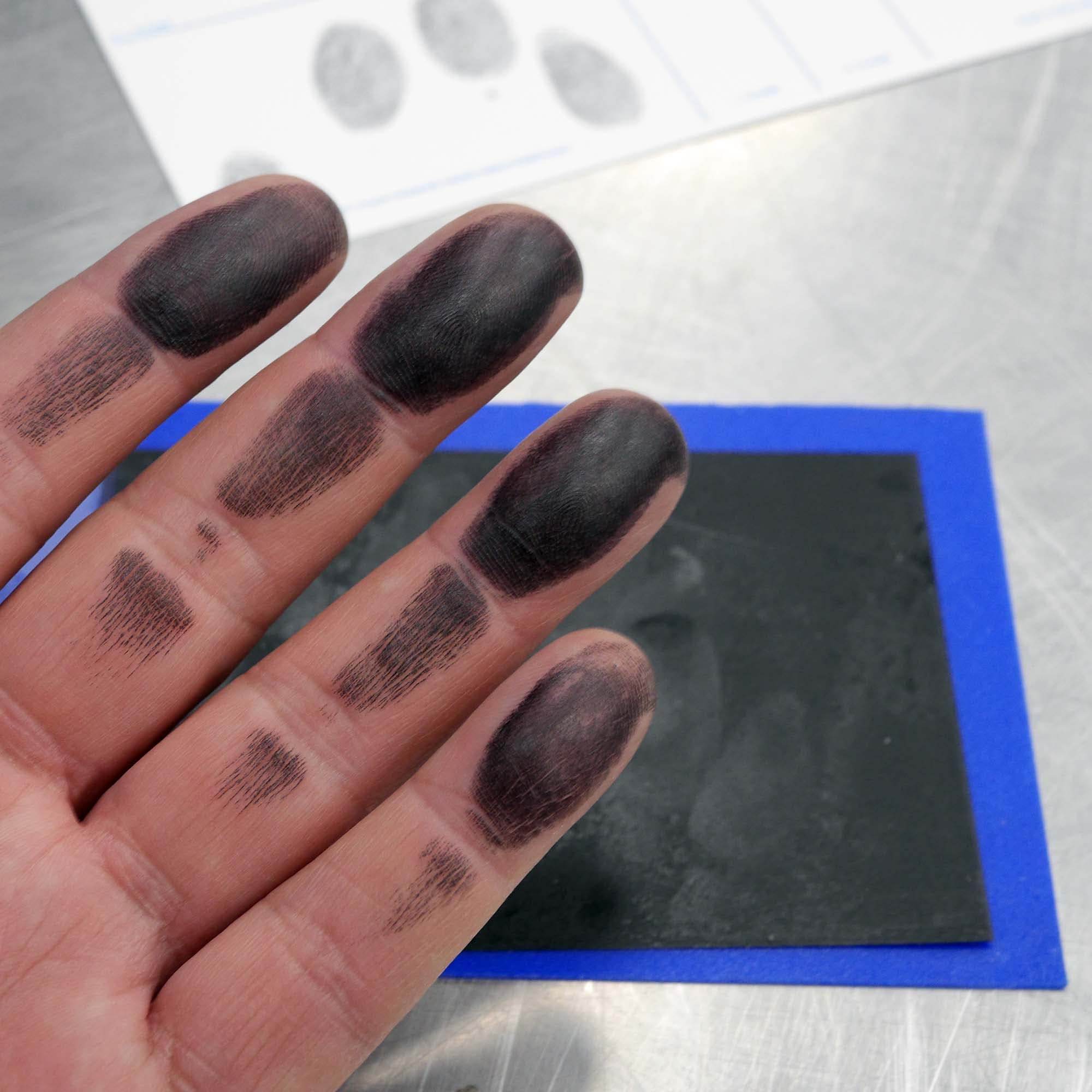 Crime Scene FD-258 Fingerprint Kit: Five Cards, Ink and Directions for use (Full) Full - Image 5