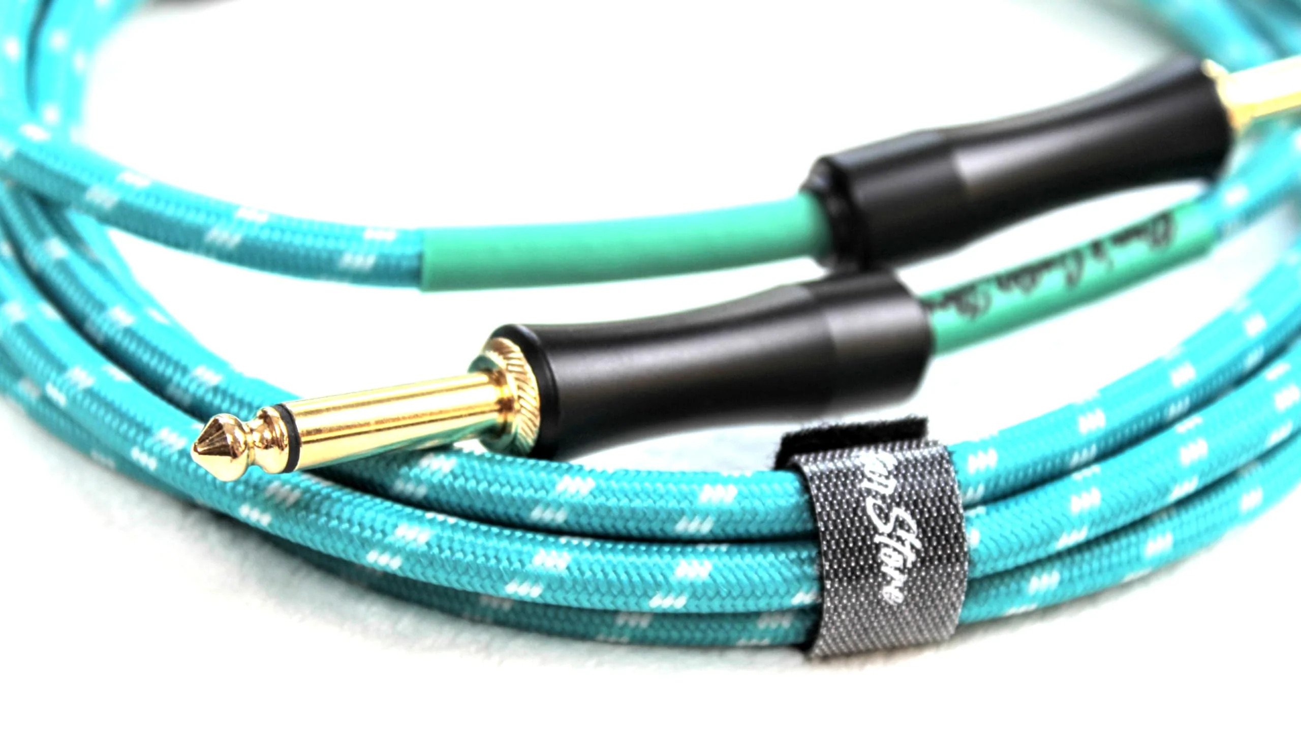 Dan's Guitar Store Instrument Cable (3m / 10ft Inline/Inline) 1/4 Jack 21AWG OFC 18k gold-plated self-silencing connector Precision Instrument Cable 3 Metre / 10 ft Inline / Inline - Image 3