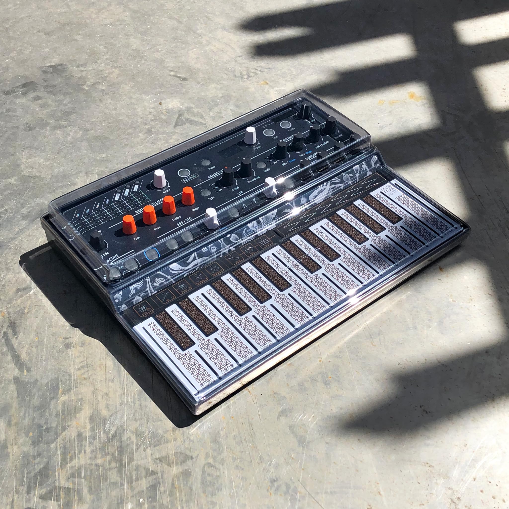 Decksaver Arturia Microfreak Cover (DS-PC Modern - Image 2