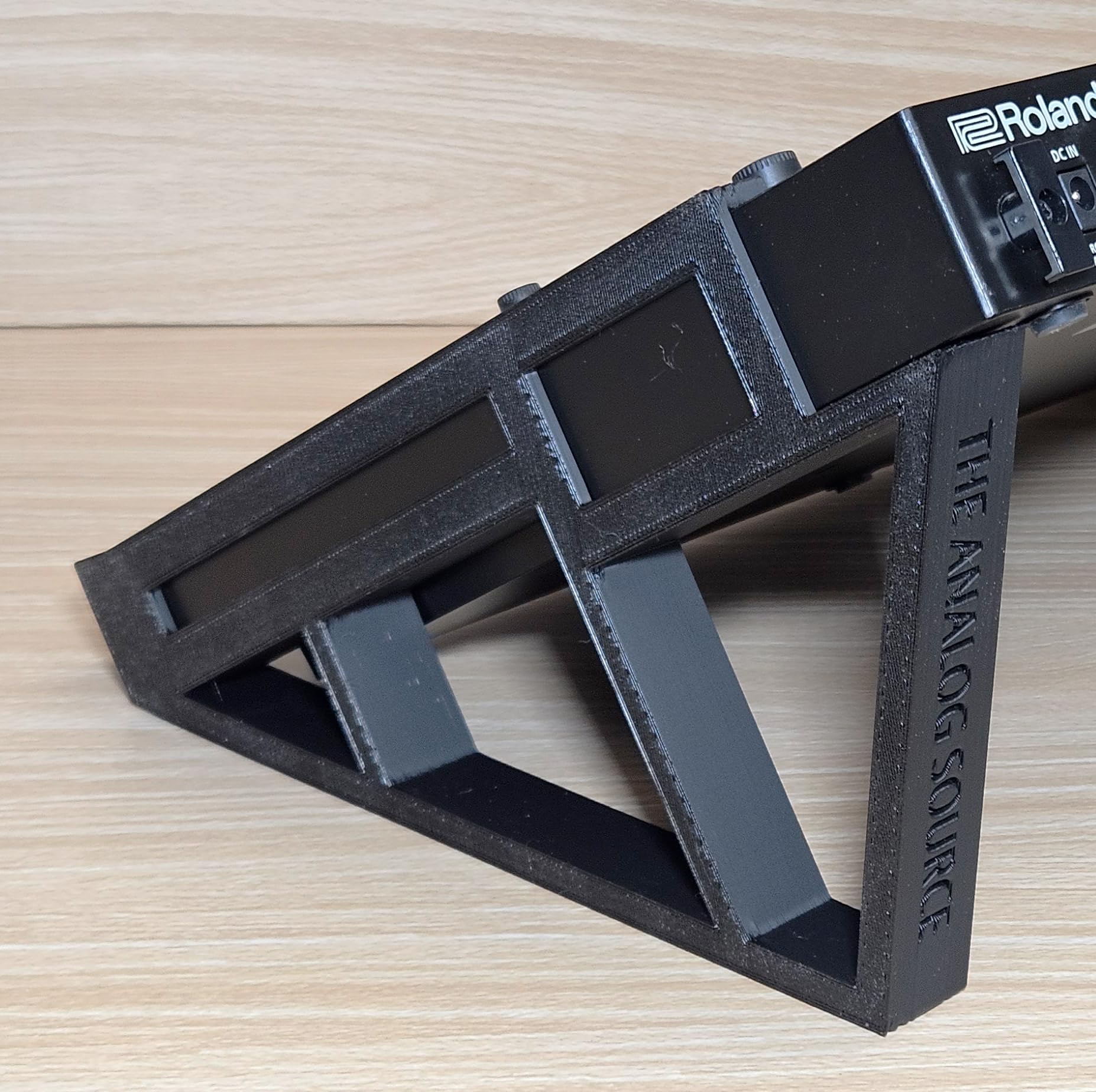 Desktop Studio Angled Stands For Roland TR-8S Rhythm Performer Drum Machine Synth - Image 5