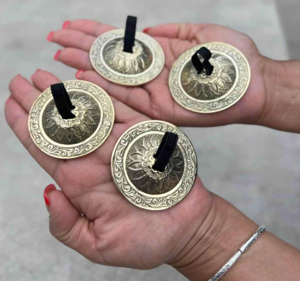 DharmaObjects Belly Dancing - Pro Finger Zills or Cymbals 2 Pair/4pcs Gold 6cm - Image 2