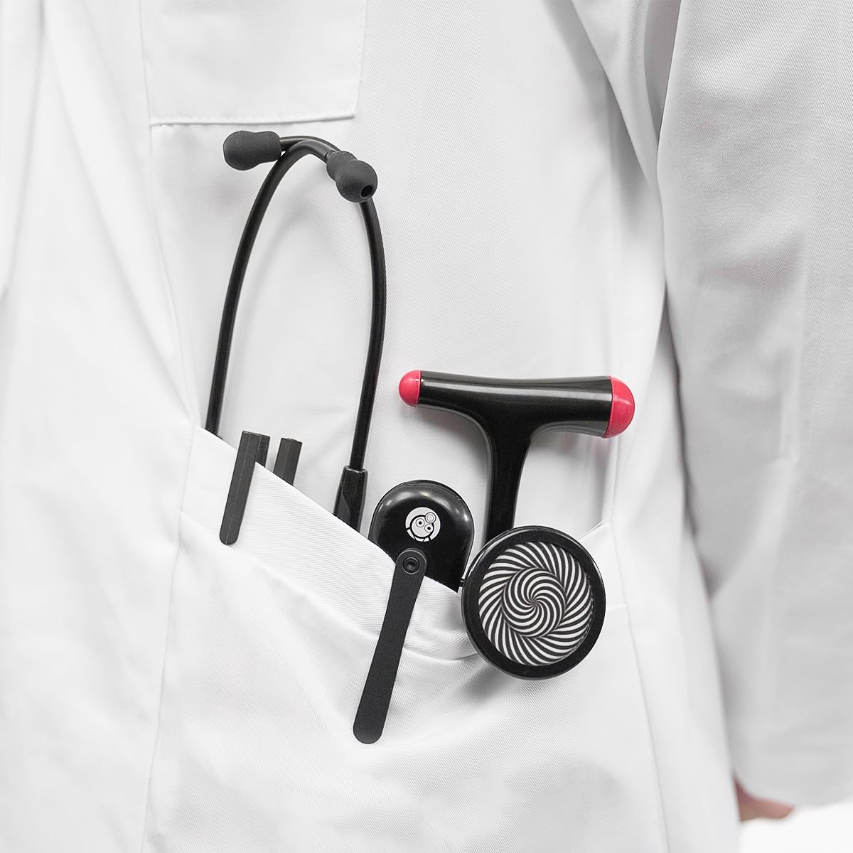 DocCheck Thïngs "Clôppe" Reflex Hammer - Red Dot Design Award 2022, Neurological Reflex Hammer According to Trömner, Pointed Handle for Skin and Surface Reactions, Aluminium (Black) black - Image 7