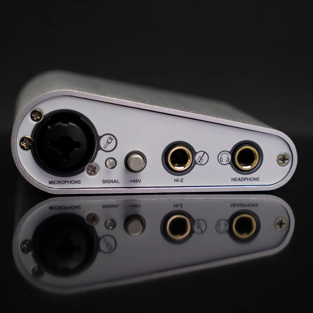 ESI MAYA22 | Professional USB Audio Interface for PC and Mac with XLR, RCA, and DI Inputs, Podcasting, and Streaming, Perfect for Guitarists and Vocalists, Music Production Software Included MAYA22 USB - Image 3