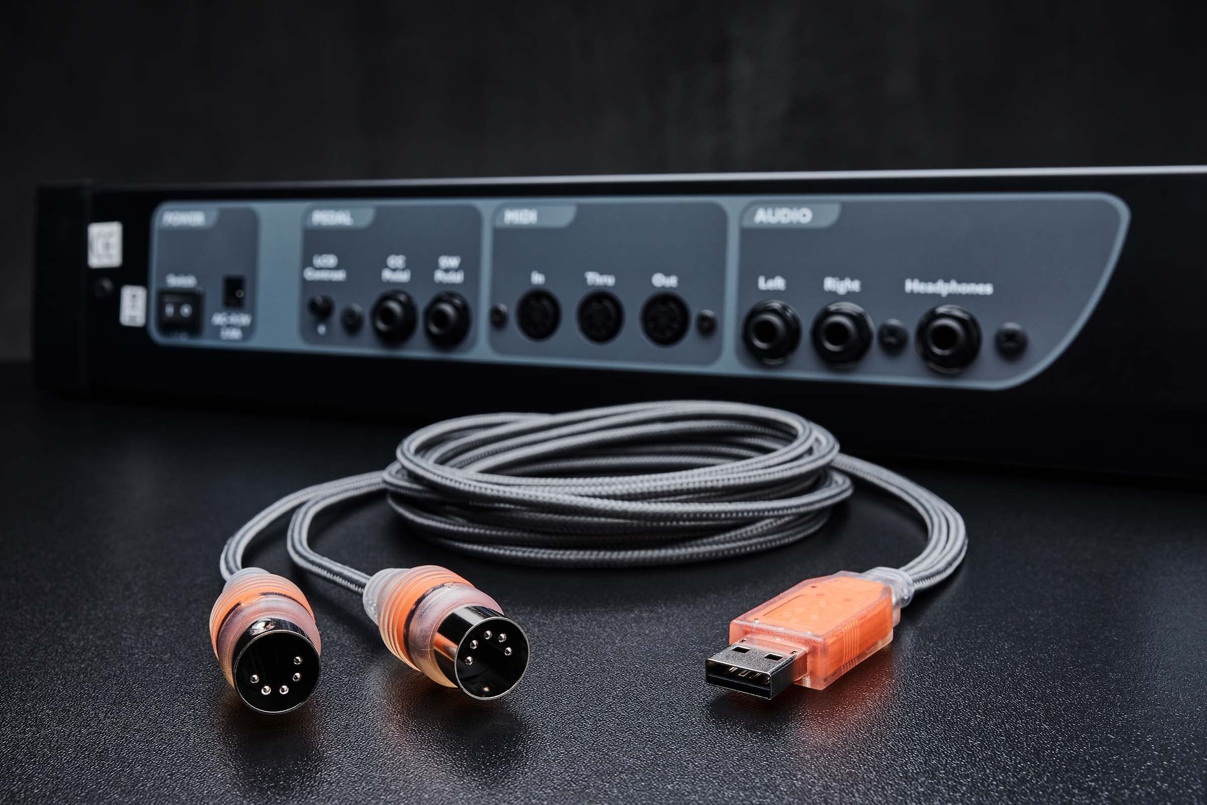ESI MIDIMATE eX: 2m/6.5ft High-Speed USB MIDI Cable, Plug & Play USB to MIDI Interface Adapter with 32 Inputs or Outputs for Extensive MIDI Setup for PC/Mac, MIDI to USB for Editing and Recording ESMMTEX - Image 2
