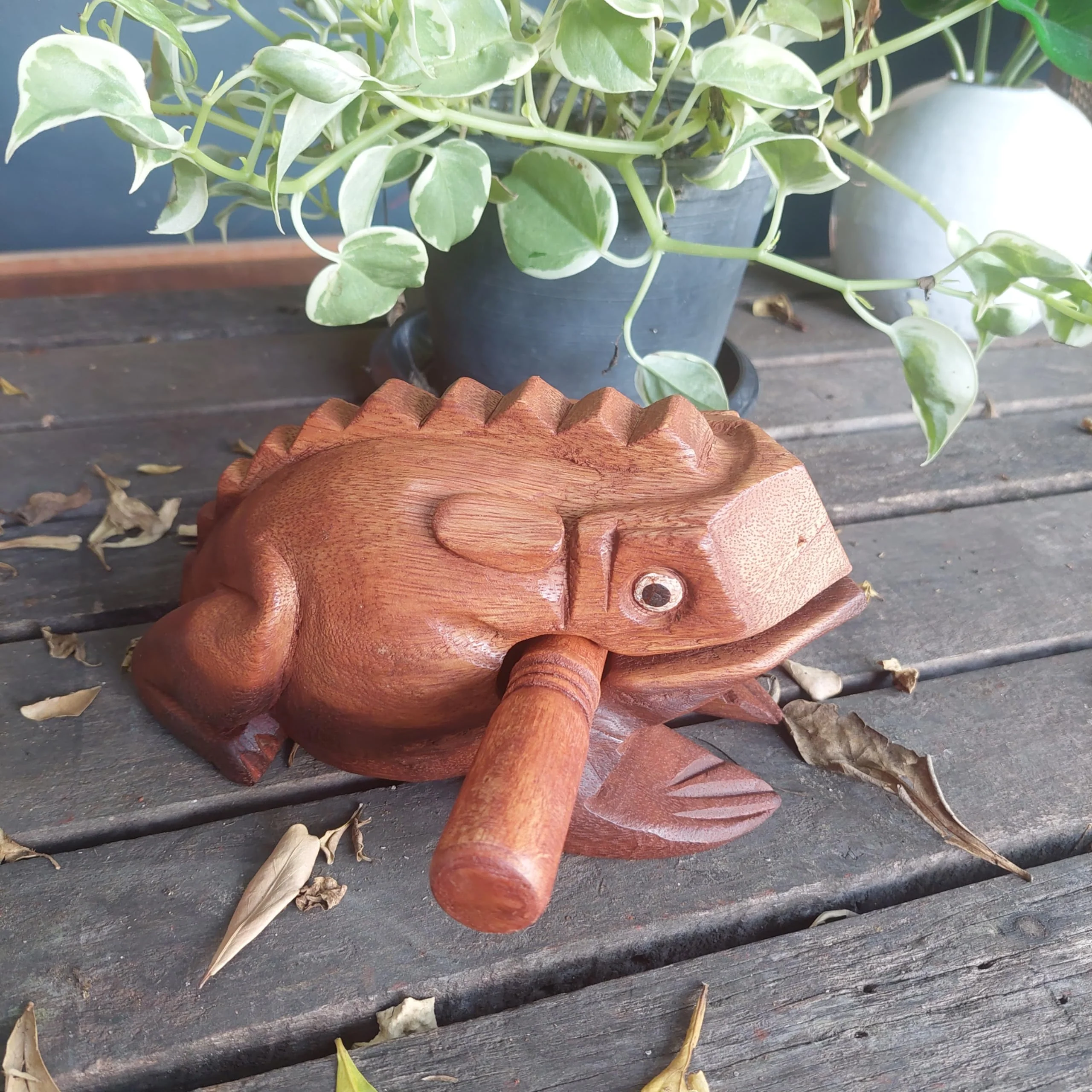 Extra Large 9" Wood Frog Guiro Rasp Percussion Instrument Tone Block Wooden Good Luck Frog Animal Shaped Figurine Handcraft Musical Instruments from Thailand Home Office Decoration (Tan) Tan - Image 3