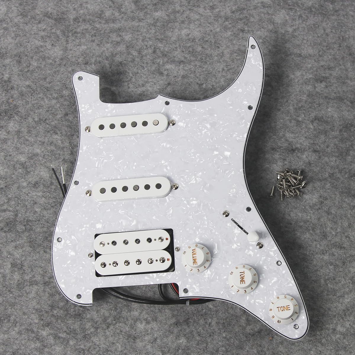 FLEOR Alnico 5 SSH Prewired Strat Pickguard Loaded Pickguard Humbucker Pickup Set, White Pearl - Image 2