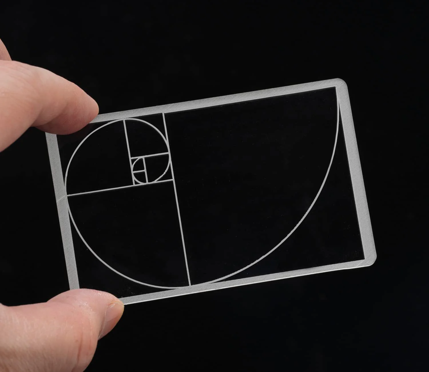 Golden Ratio Viewer,2 Pack Portable Fibonacci Composition View Finder,Photography Scale Viewing Tool,Credit Card Size 2 pack - Image 3