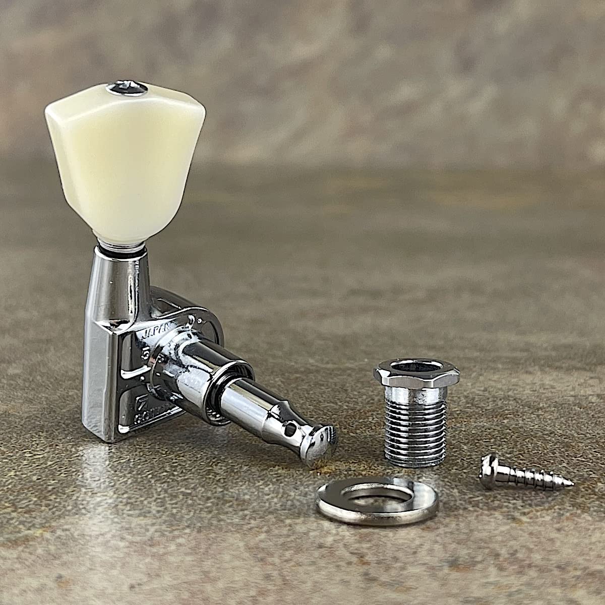 Gotoh Large Schaller-style Knob Tuners Chrome (3 Per Side) - Image 2