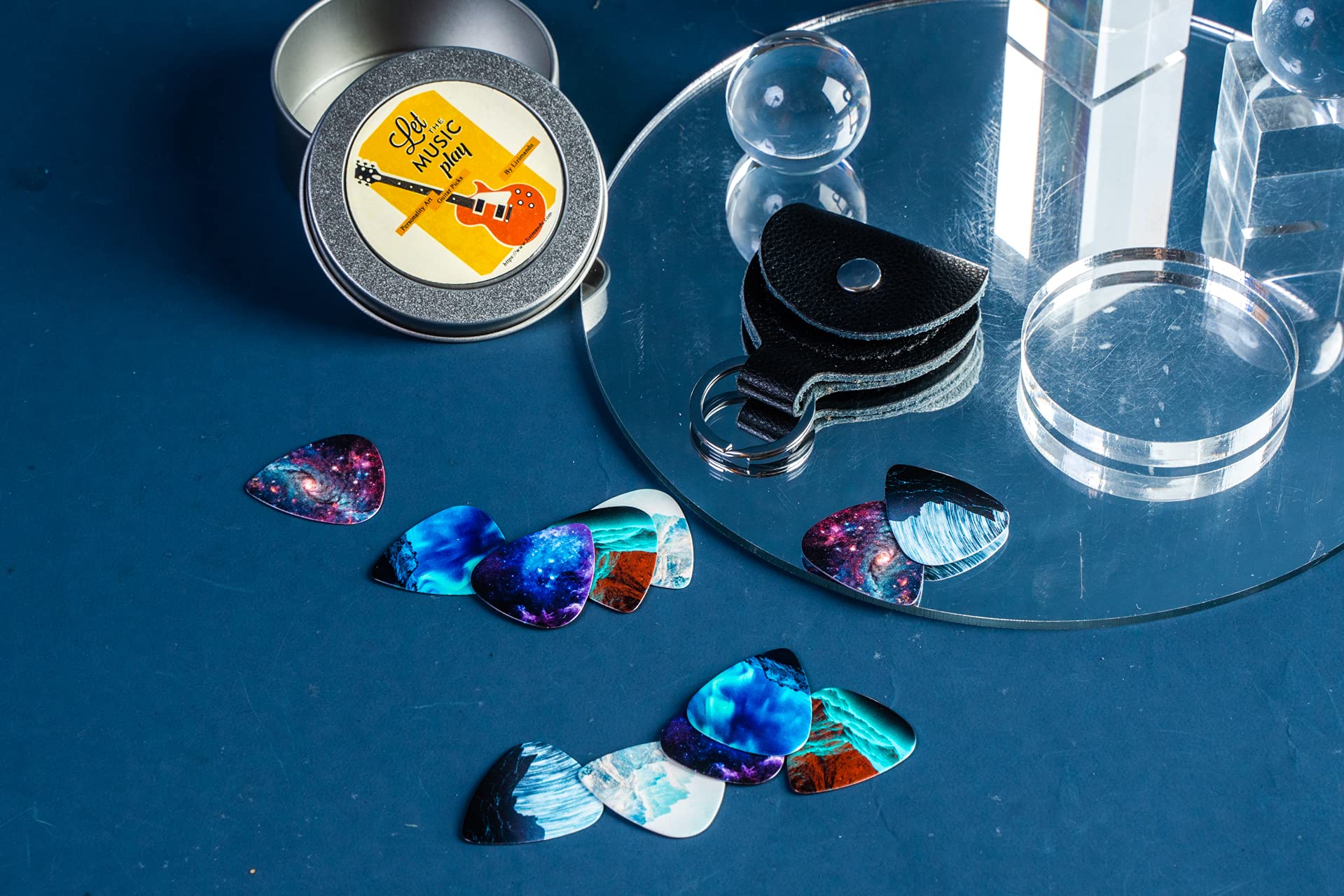Guitar Picks - Cheliz 12 Medium Gauge Celluloid Guitar Picks In a Box W/Picks Holder. Unique Guitar Gift For Bass, Electric & Acoustic Guitars (Natural Image) 12 packs Natural Image - Image 5