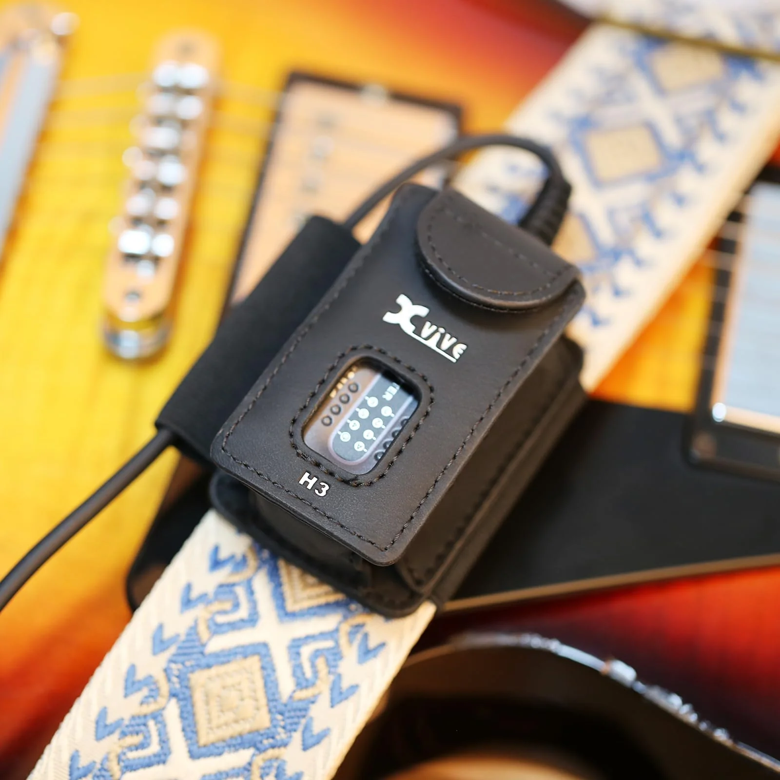 H3 Transmitter Holder for A58 and P58 Guitar Wireless Systems,with ¼” TS male to ¼” TS Female Adapter Black H3 holder - Image 5