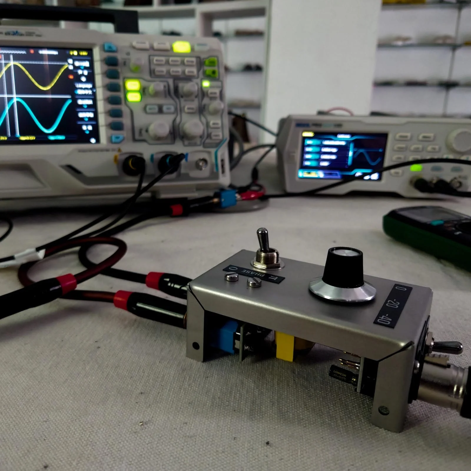 Hand-Made Guitar Effect Pedal High-Performance DI Passive Direct Box Unit Hum Eliminator w/Input Attenuator, 1/4'' Impedance Transformer Connector to Balanced & Unbalanced XLR - Image 3