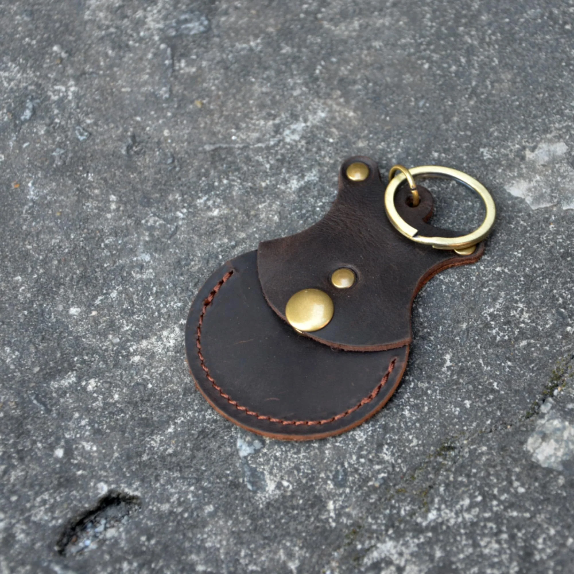 Handmade Guitar shaped pick holder, Genuine Leather Guitar Pick Holder Keychain, Picks Case Instrument Gifts Ideas for Musicians Dark Brown - Image 4