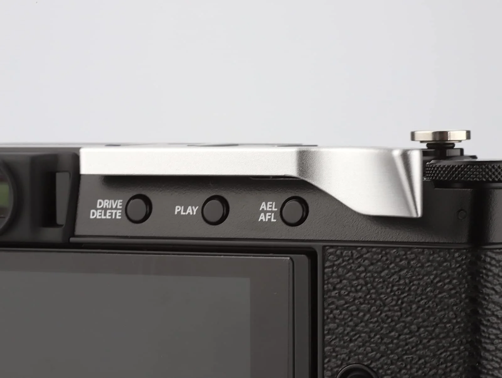 Haoge THB-X4S Hand Grip Metal Hot Shoe Thumb Up Rest for Fujifilm Fuji X-E4 Camera Silver - Image 3