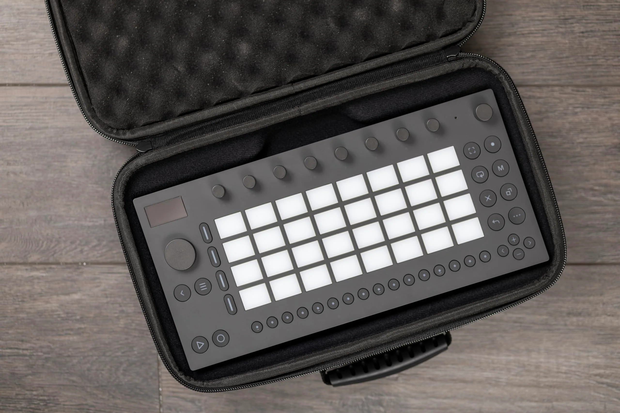 Headliner Lightweight Molded EVA Hardshell Pro-Fit™ Case Compatible with Ableton Move - Image 6