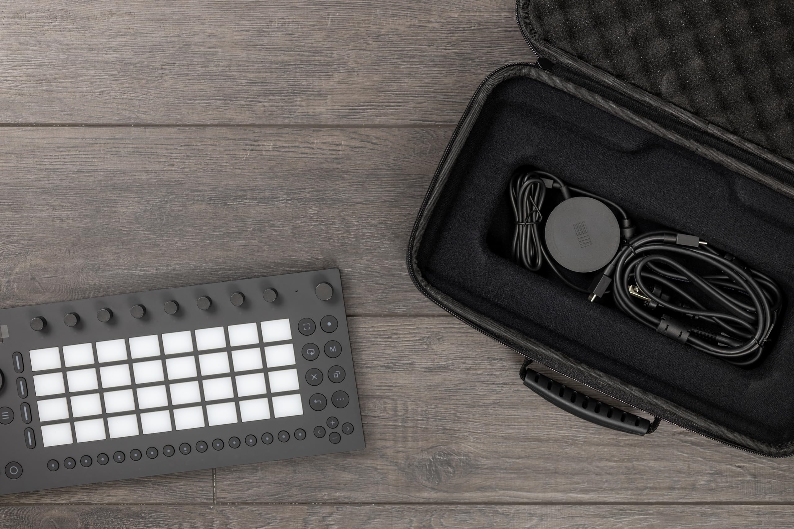 Headliner Lightweight Molded EVA Hardshell Pro-Fit™ Case Compatible with Ableton Move - Image 7