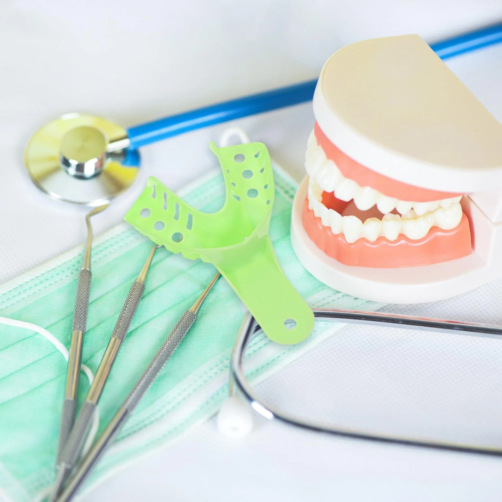 Healifty Dental Disposable Trays Impression Spoons Pack of 10 (Light Green) - Image 7
