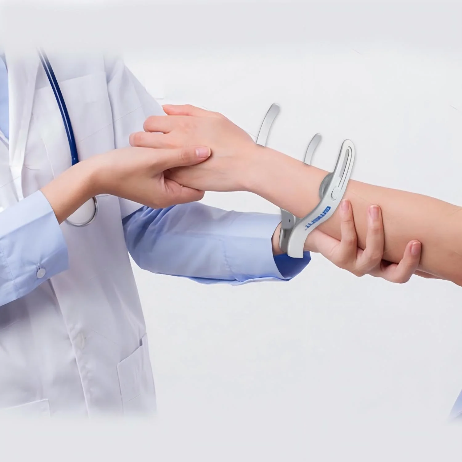 Hemostatic Clamp, Plaster & Gauze Bandage Wound Care, Prevent Bruising by Compression After Intravenous Infusion and Blood Collection - Image 8