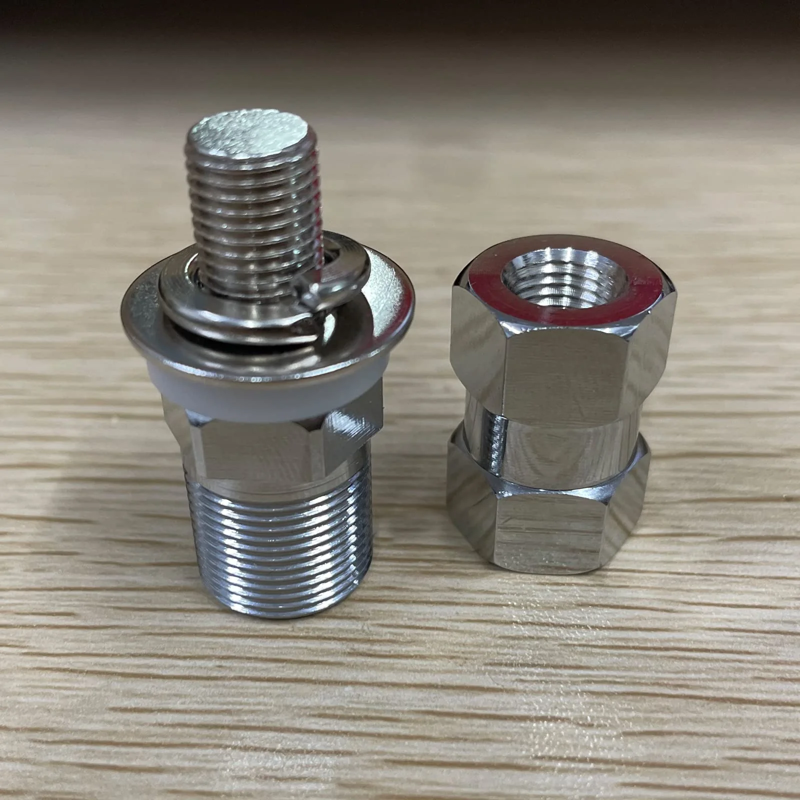 HYS SO-239 UHF Female Stud Mount - 3/8-24 UNF Stainless Steel L Bracket & U Bolt - Ham CB Antenna Hardware for Vehicles/Base Stations - Image 5