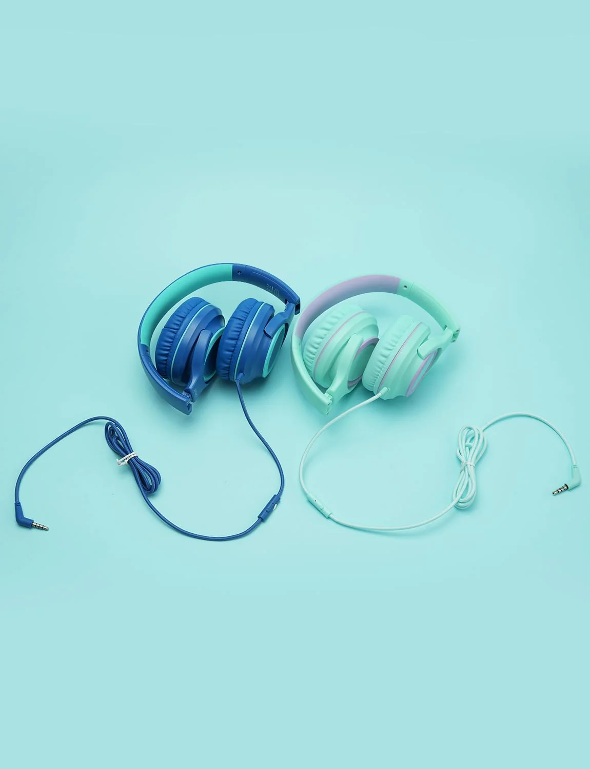 iClever 2Pack Kids Headphones with Sharing Splitter - 85dBA Safe Volume Limited - HS22 Wired Headphones for Kids Teens, Tangle-Free 3.5mm Jack Foldable Stereo Headphones for School/Tablet/Travel Green & Blue - Image 7