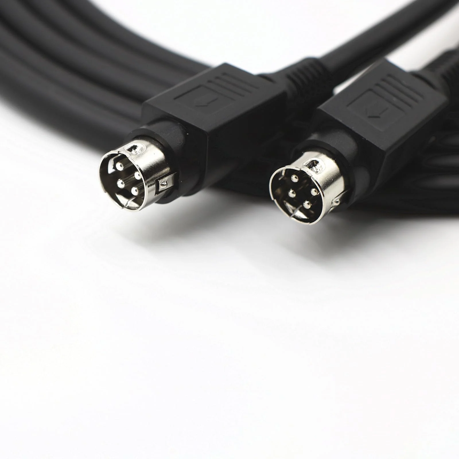 iK iLoud MTM Master-Slave Speaker Link Cable - 4-Pin Male to Male, High-Flexibility Pure Copper Audio Cable- Lossless Sound Transmission for Studio Monitors-5.65ft/9.84ft/16.4ft/32.8ft (32.8ft) 32.8ft - Image 7