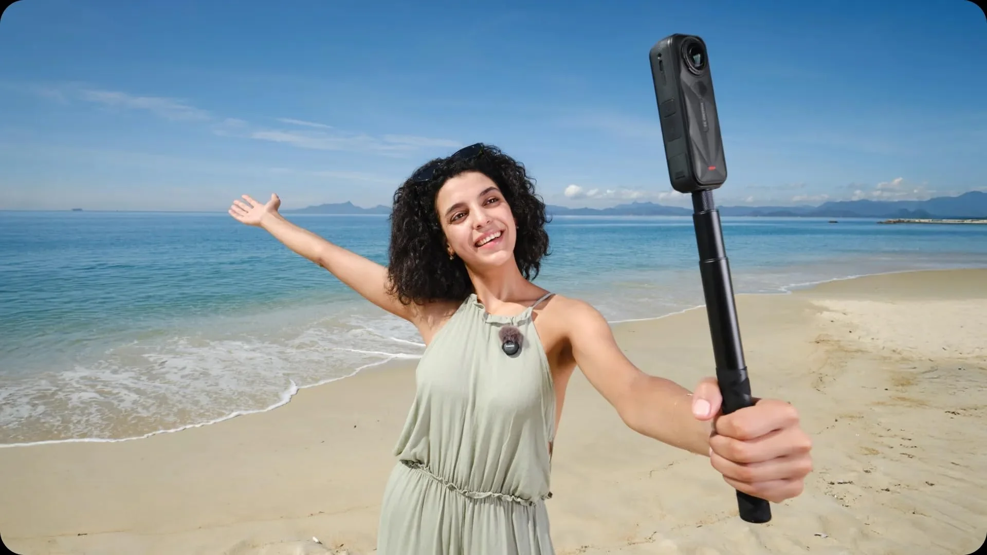 Insta360 Mic Air,Ultralight 7.9g Transmitter, as Compact as a Coin, 48kHz Audio with Built-in Noise Reduction, 10-Hour Battery Life, 300m Range, X5/X4/ACE PRO 2, Flow/Flow 2/Flow 2 PRO((1 TX + 1 RX) 1 TX + 1 RX - Image 6