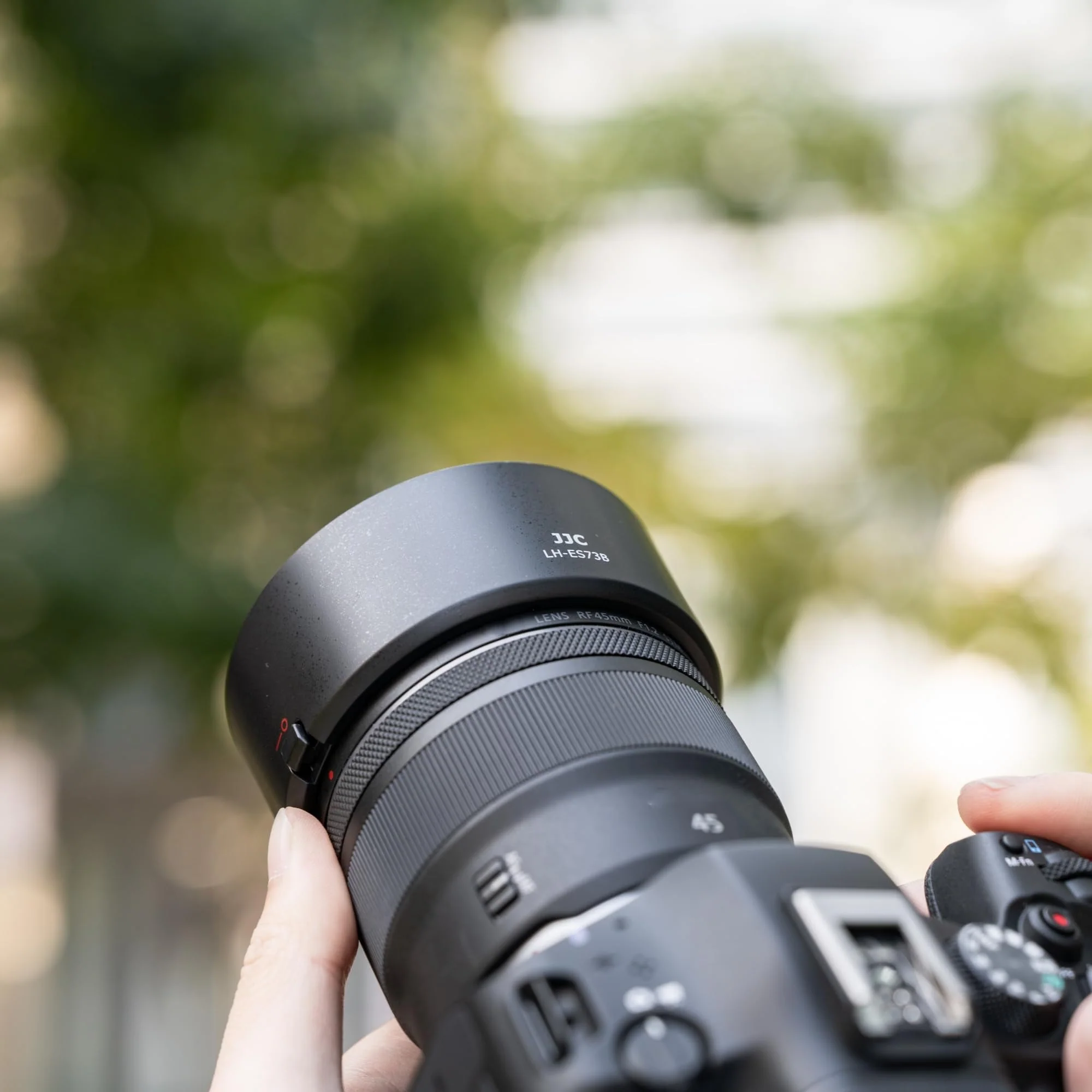 JJC ES-73B Reversible Lens Hood Shade Protector for Canon RF 45mm RF45mm F1.2 STM Replaces Canon ES73B, Compatible with 67mm Filters & Lens Caps, No Vignetting Round Shape - Image 9
