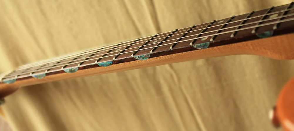 Jockomo Thumbnail/Half Moon (Avalon Mix) Inlay Sticker for Guitar Abalone Mix - Image 3