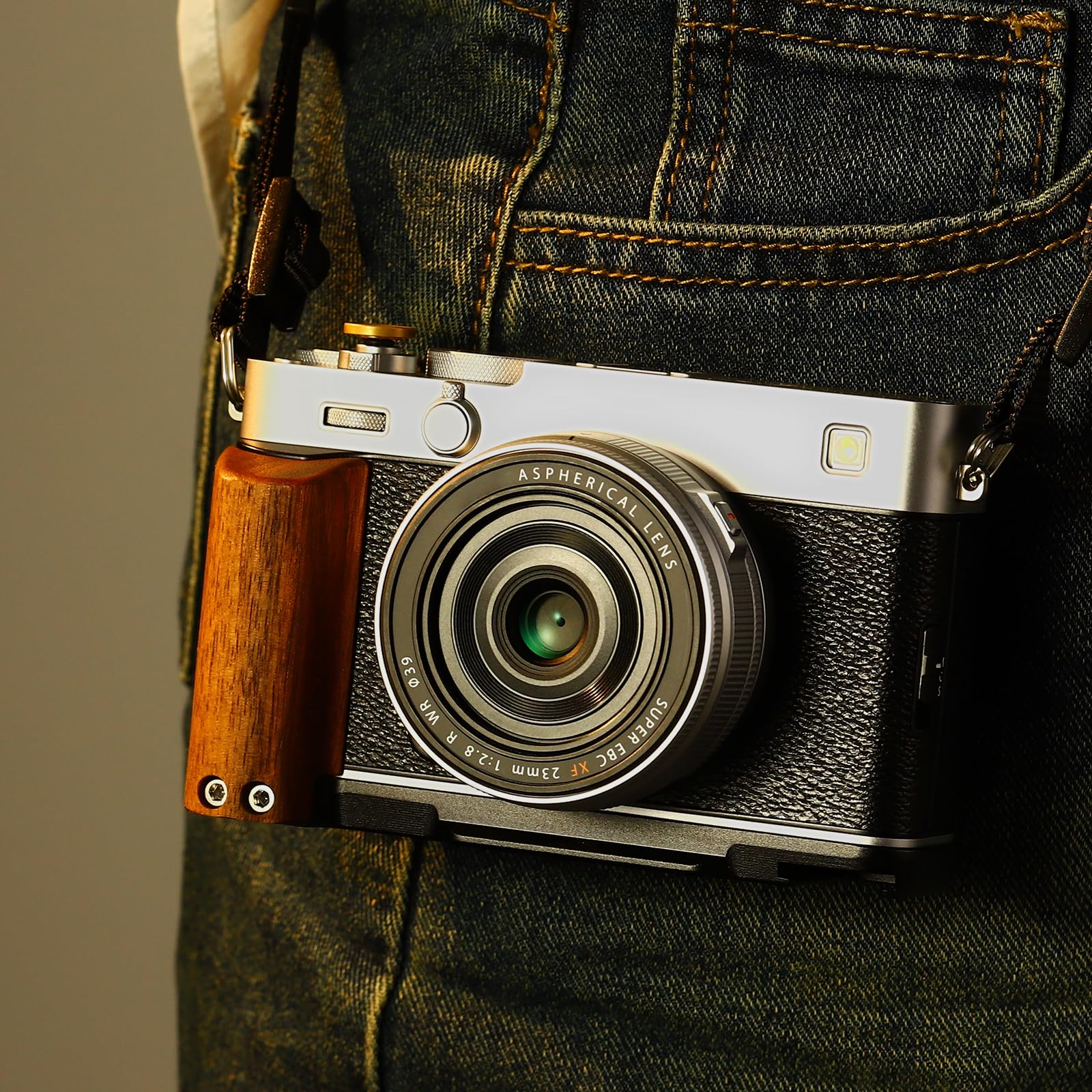 Leftfoto X-E5 Retro Handgrip L-Shape Bracket with Walnut Wooden Grip for Fujifilm X-E5 Camera,with Built-in Bottom Arca Quick Release Plate,Black Black - Image 9