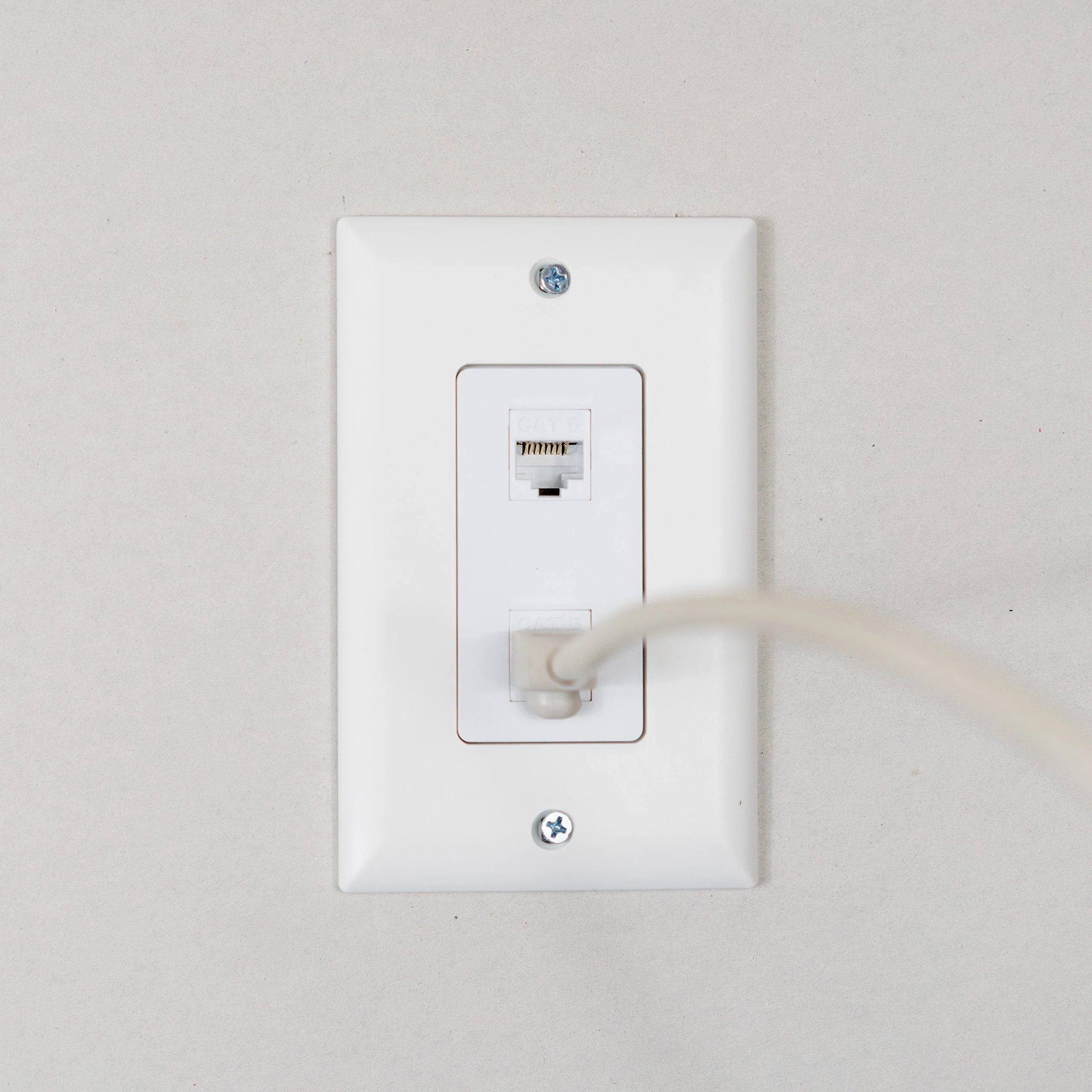 Legrand - OnQ 2 Port Decorator Outlet Strap, Wall Outlet Cover, Keystone Wall Plate, Outlet Cover for Keystone Wall Plate 2 Port, White, WP3412WH, 10 Pack Pack of 10 - Image 5