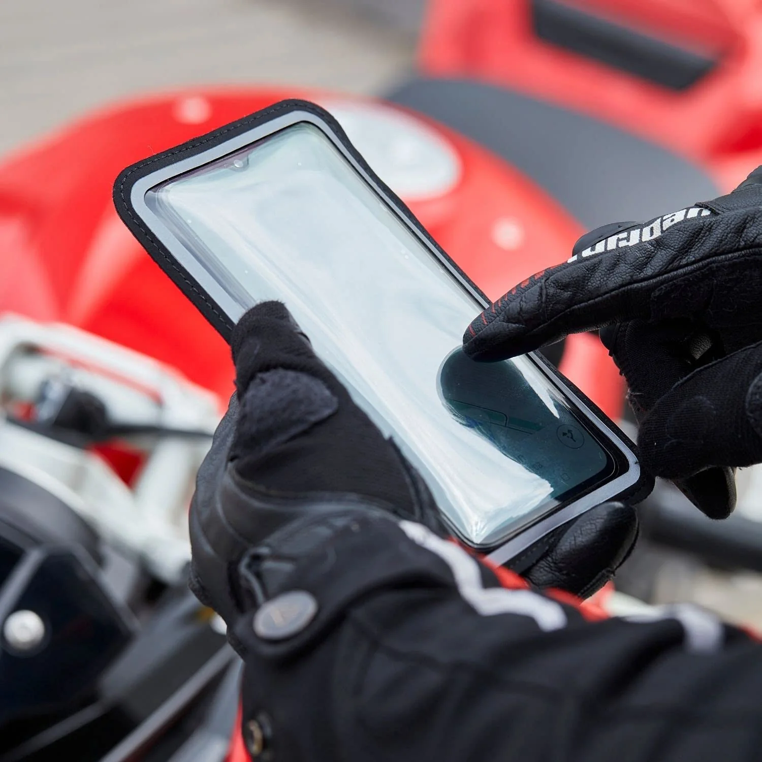 Magnetic motorbike phone holder | Anti vibration motorcycle phone holder | Waterproof Motorcycle Handlebar phone mount | 360° orientation 2XL phone up to 6.77" (17.2 cm) - Image 10
