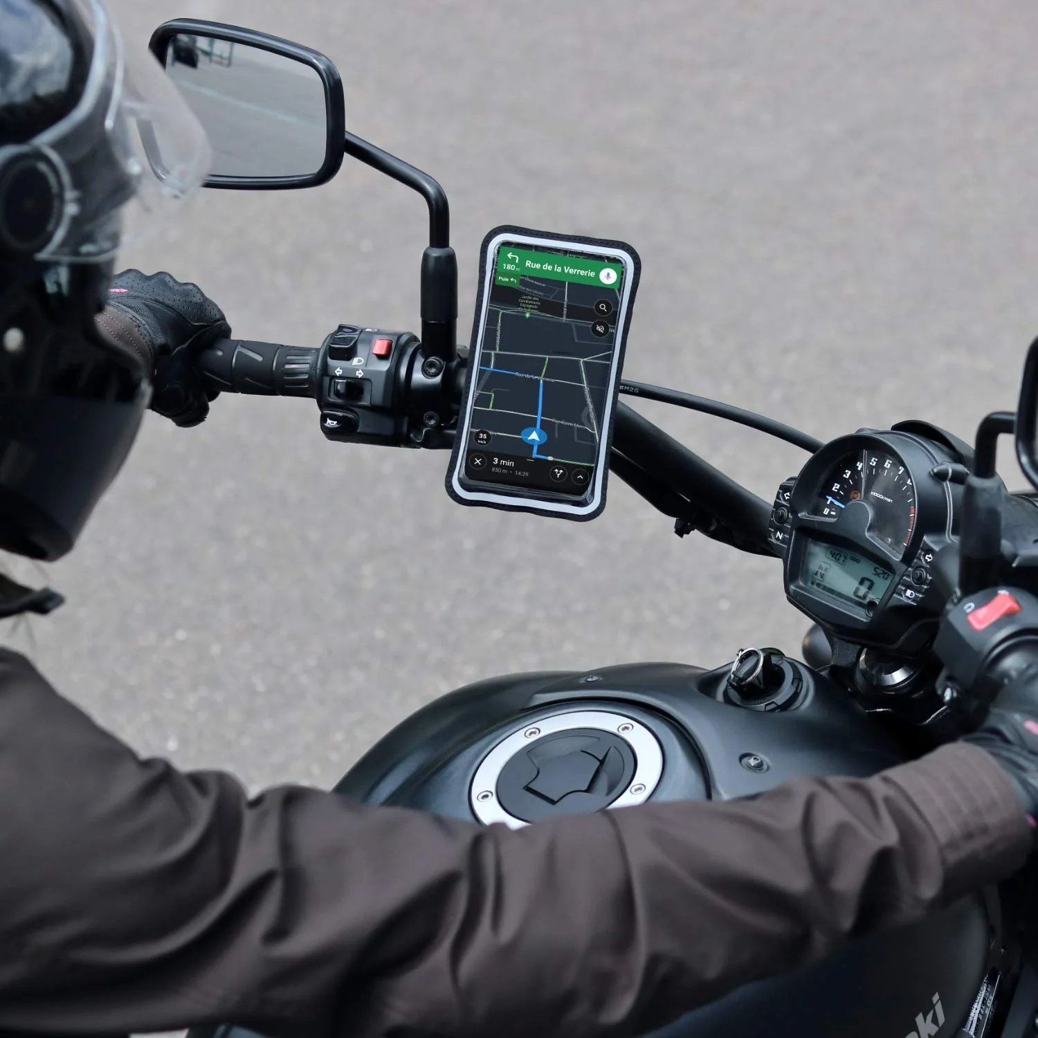 Magnetic motorbike phone holder | Anti vibration motorcycle phone holder | Waterproof Motorcycle Handlebar phone mount | 360° orientation 2XL phone up to 6.77" (17.2 cm) - Image 8