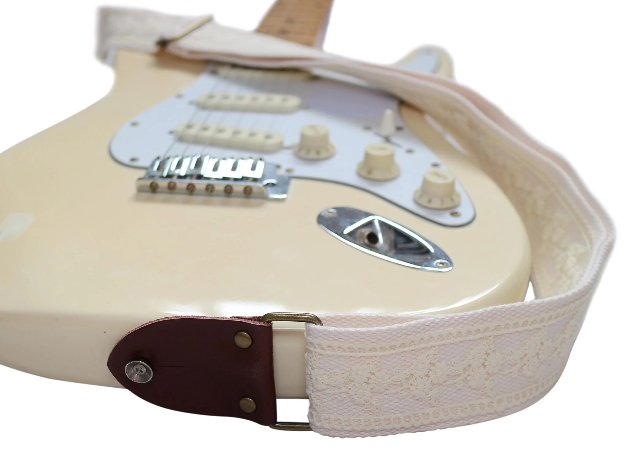 MUSIC FIRST Original Design, 2 inch width (5cm), Cream Lace Electric Guitar Strap Bass Strap With Genuine Leather Strap End (The Leather Made In Italy) (Cream Lace) - Image 5