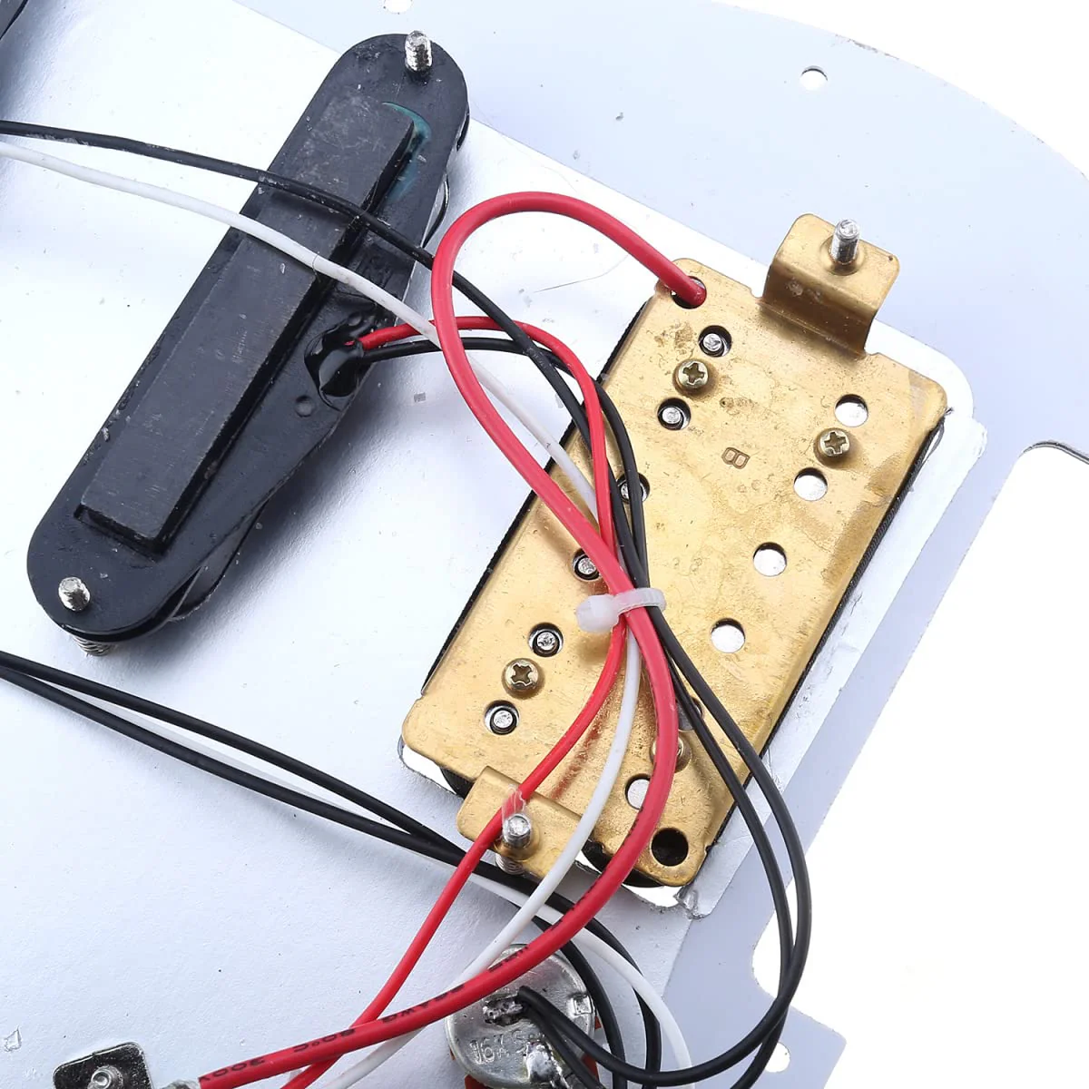 Musiclily 11-Hole HSS Prewired Strat Loaded Pickguard Scratch Plate with Single Coil Humbucker Pickups Set for Squier Strat Style Electric Guitar, 4Ply Tortoise Shell - Image 4