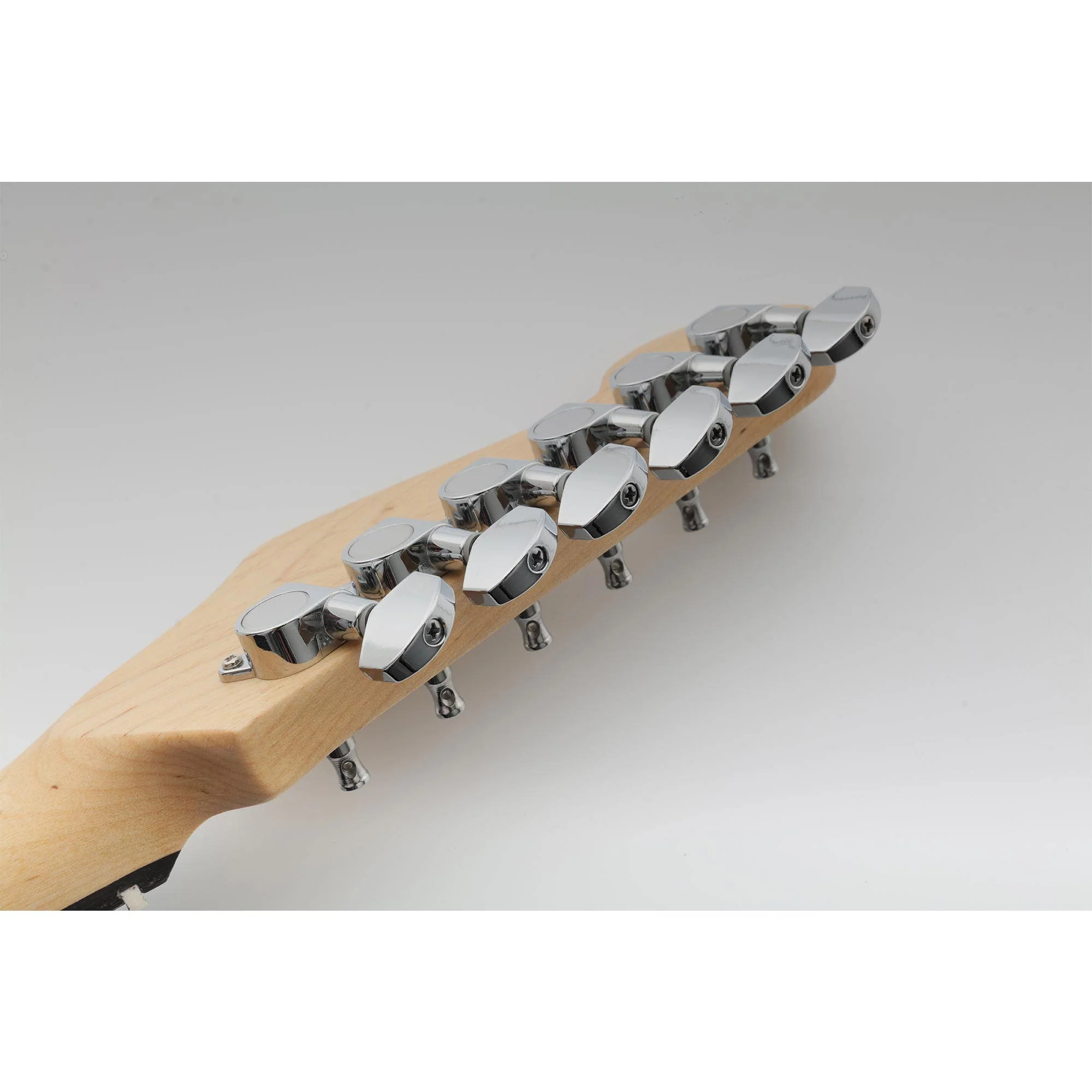 Musiclily Pro R15J 6 in Line Guitar Sealed Tuners Tuning Keys Pegs Machine Heads Set for Fender Strat Tele Style Guitar, Chrome 6R Chrome - Image 7