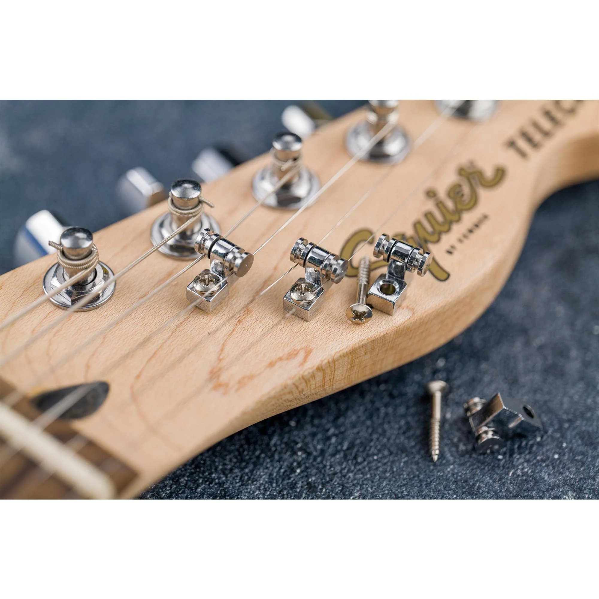 Musiclily Vintage Roller Guitar String Tree Guides Retainer for Fender Strat Stratocaster Tele Telecaster Electric Guitar, Chrome(Pack of 4) - Image 5