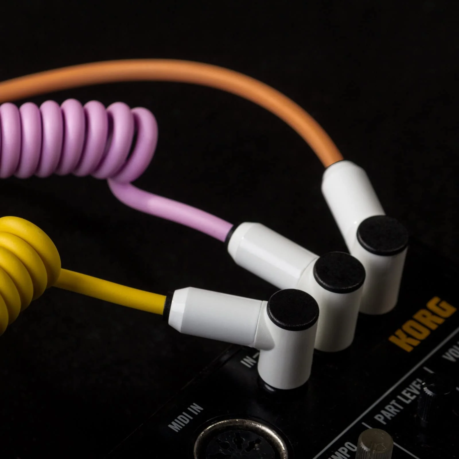 MyVolts Candycord Audio Cable, Straight Mini Jack to Angled Mini Jack, Curly 100cm to 200cm, Pineapple Yellow Colour, Perfect for Microfreak, Korg Volca, Pocket Operator, Headphones mini to RA mini 100-200cm - Image 3