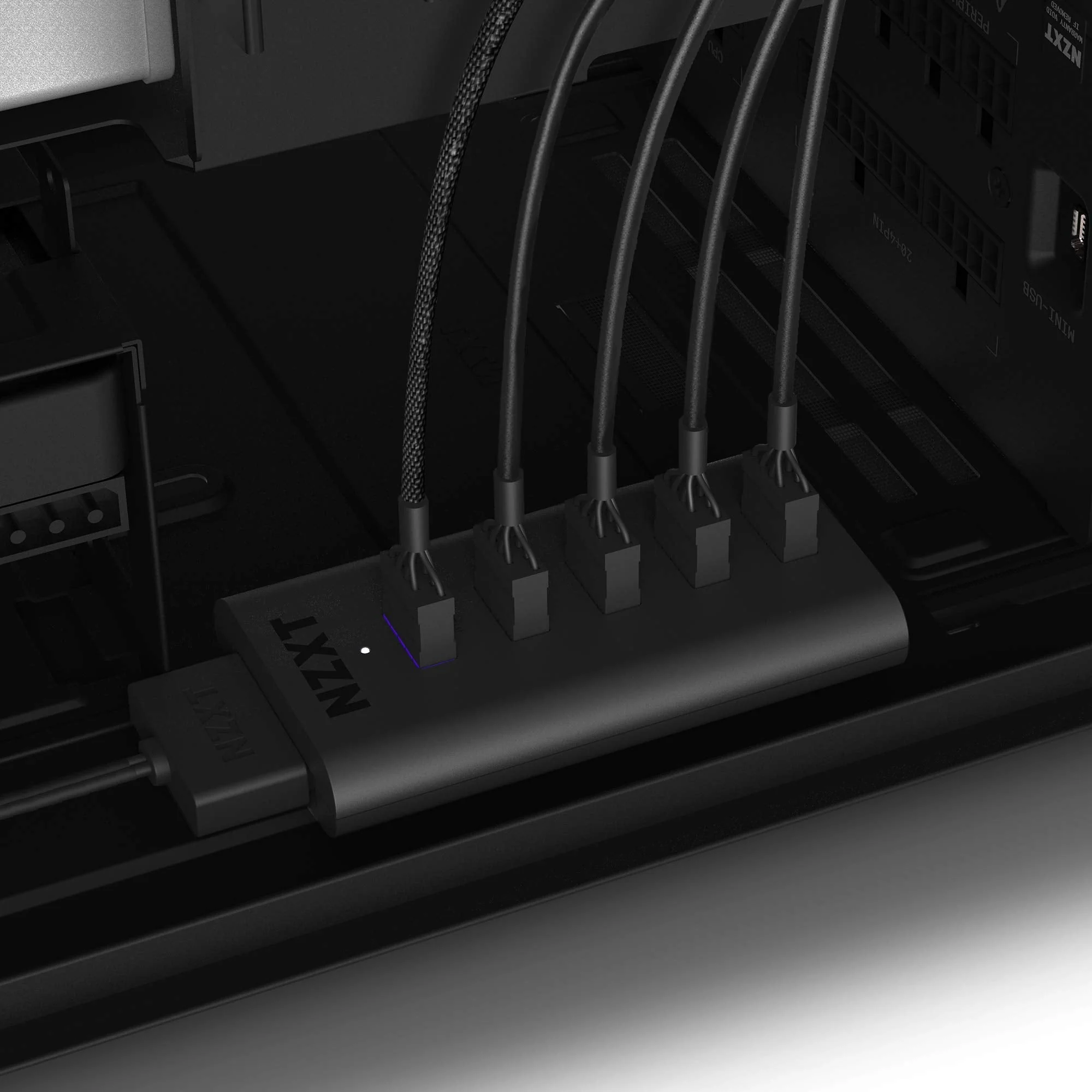 NZXT Internal USB Hub 3 - AC-IUSBH-M3 - 4 Internal USB 2.0 Ports - 3M Dual Lock Tapes - Magnetic Body - Plug and Play - Image 7