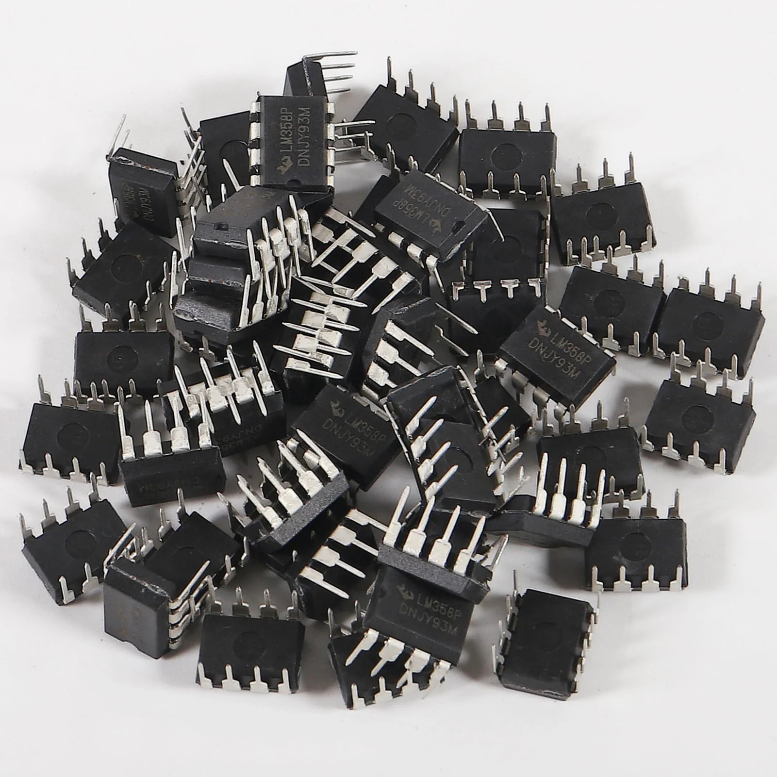 Pack of 50 LM358P Operational Amplifier IC Om-Amp DIP-8 with Machined Contact Pins LM358 IC Dual Operational Amplifier Integrated Circuit for Sensor Signal Processing, Signal Processing - Image 5