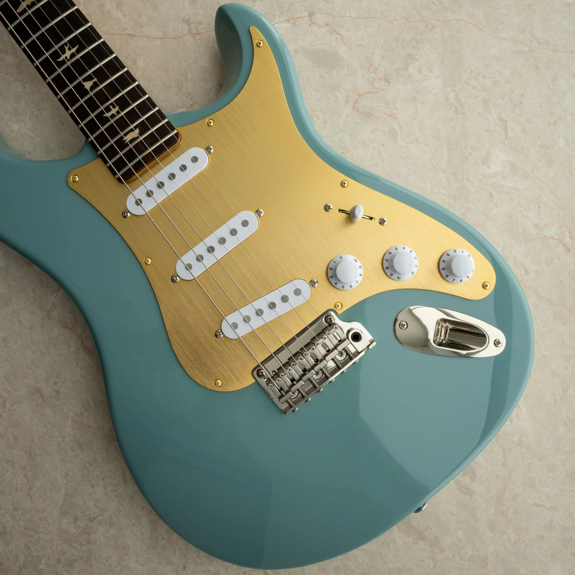 Pickguard for PRS SE Silver Sky Electric Guitars, Gold Anodized, 1 Unit - Image 6