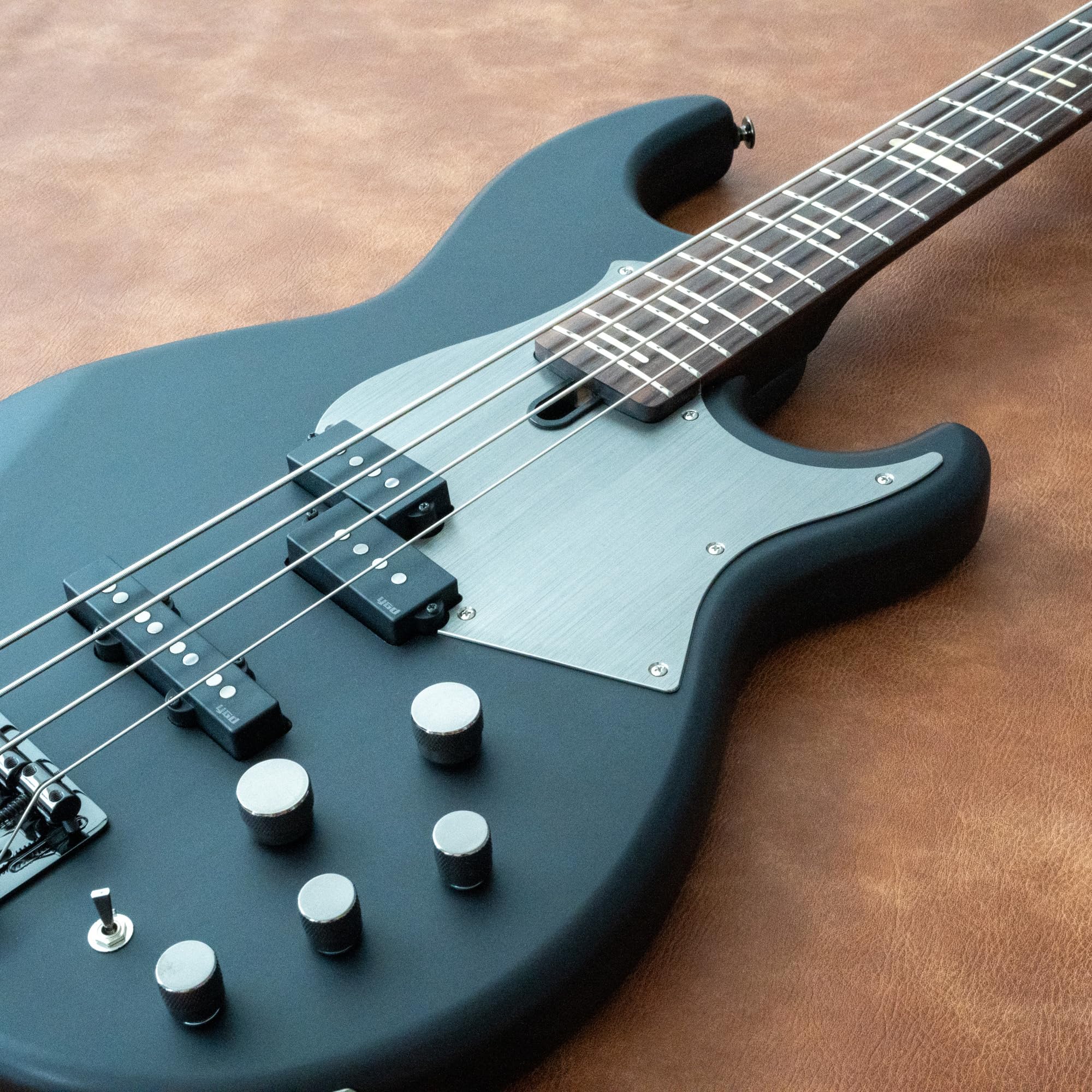 Pickguard for Yamaha BB Series Bass Guitars, Gray Chrome Anodized, Compatible with 4 String BB234/434/734A/P34 Models, 1 Unit - Image 3