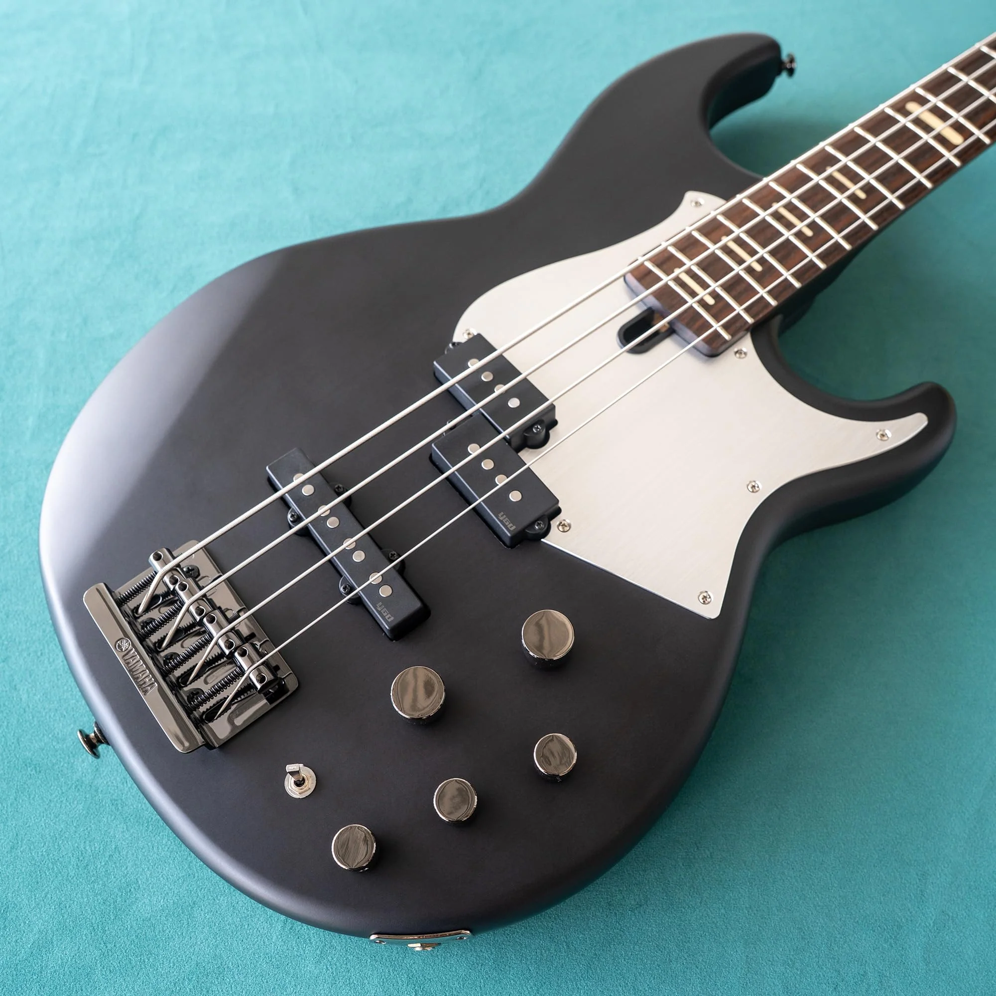 Pickguard for Yamaha BB Series Bass Guitars, Silver Anodized, Compatible with 4 String BB234/434/734A/P34 Models, 1 Unit - Image 2